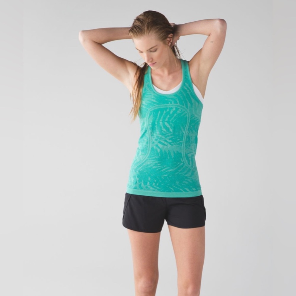 Lululemon Swiftly Tech Racerback in Heathered Bali Breeze